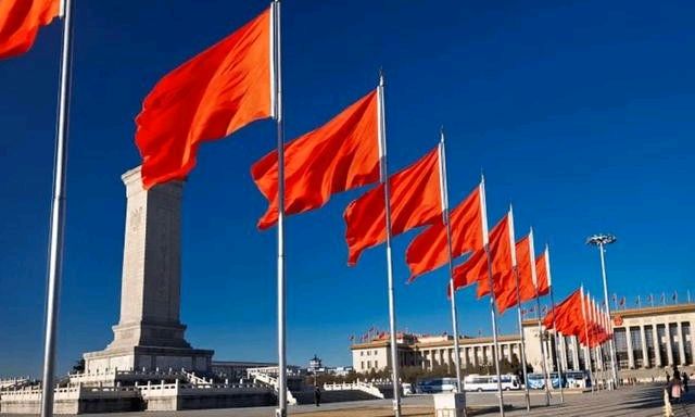 社会主义发展史课程封面