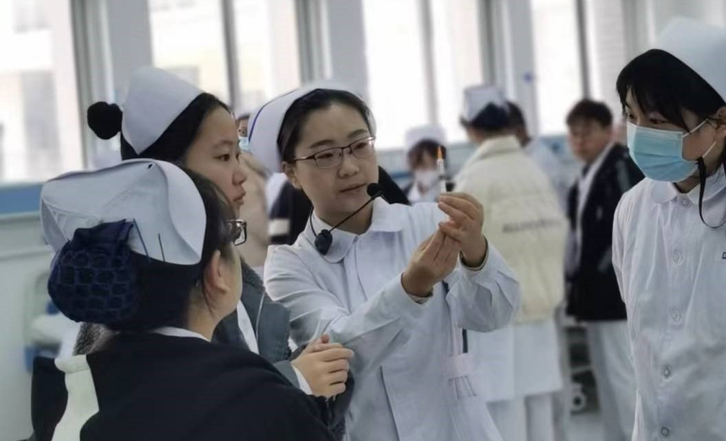 基础护理技术课程封面