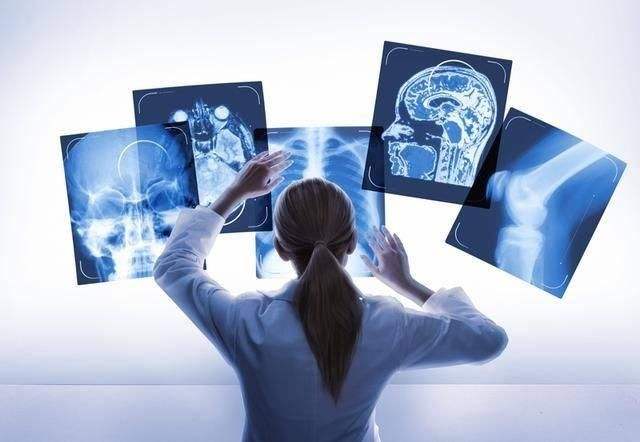 医学影像诊断学课程封面