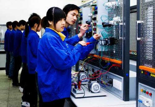 PLC高级应用实训（2023-2024上学期）课程封面