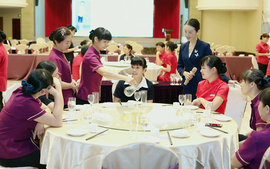 餐饮服务与数字化运营-24课程封面